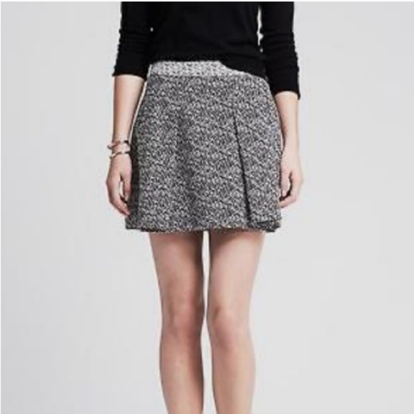 🆕NWT-BR black and white size 6P skirt - Picture 2 of 16
